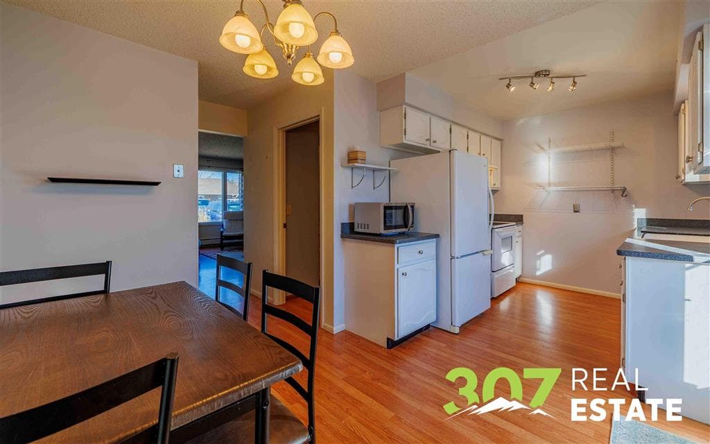 1744 26th St — photo 8 of 18