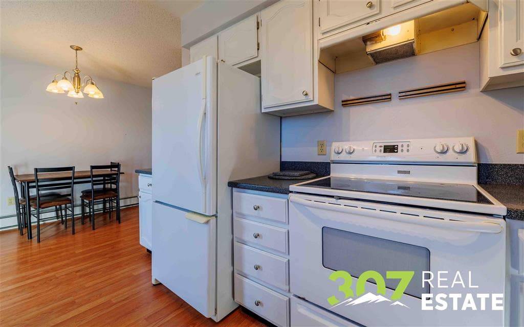 1744 26th St — photo 10 of 18