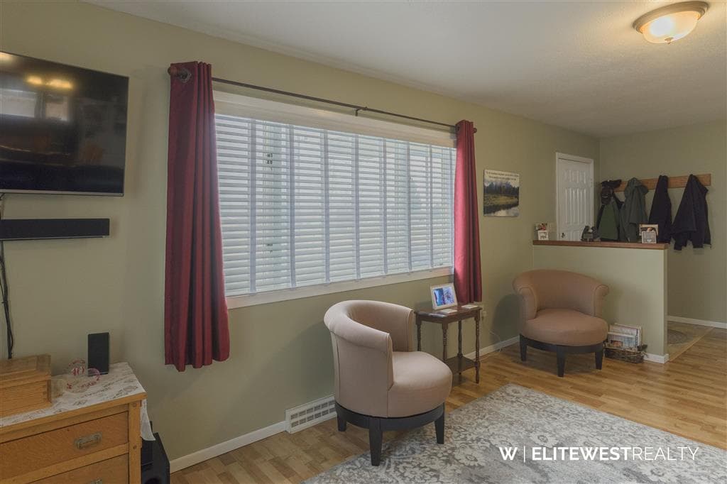 1210 N Gilbert St — photo 2 of 56