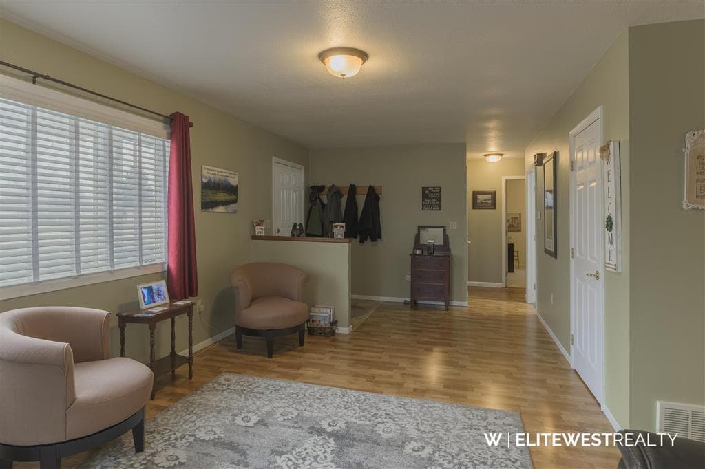 1210 N Gilbert St — photo 19 of 56