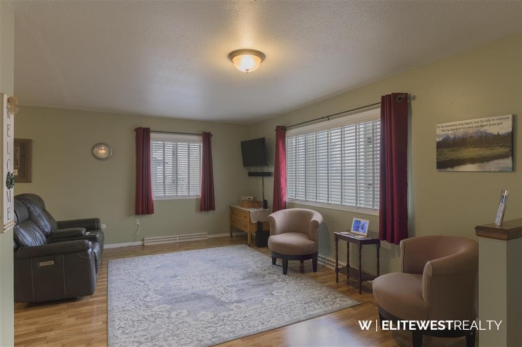 1210 N Gilbert St — photo 3 of 56