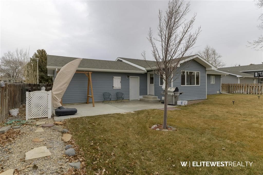 1210 N Gilbert St — photo 45 of 56