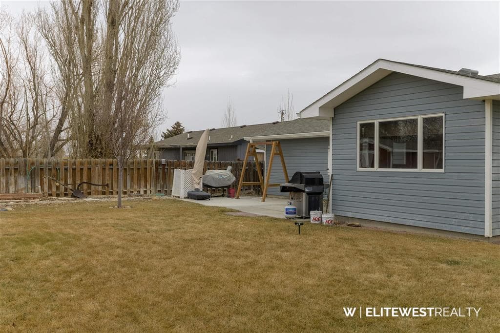 1210 N Gilbert St — photo 49 of 56