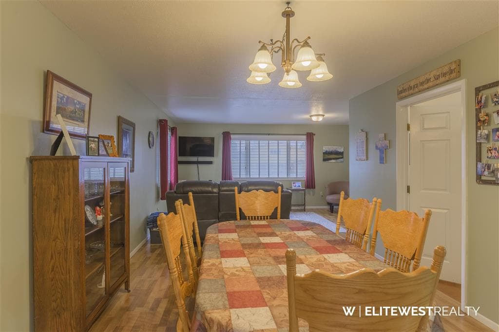 1210 N Gilbert St — photo 6 of 56