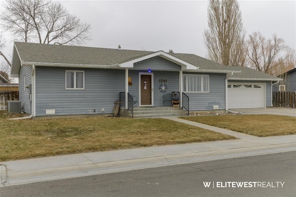 1210 N Gilbert St — photo 56 of 56