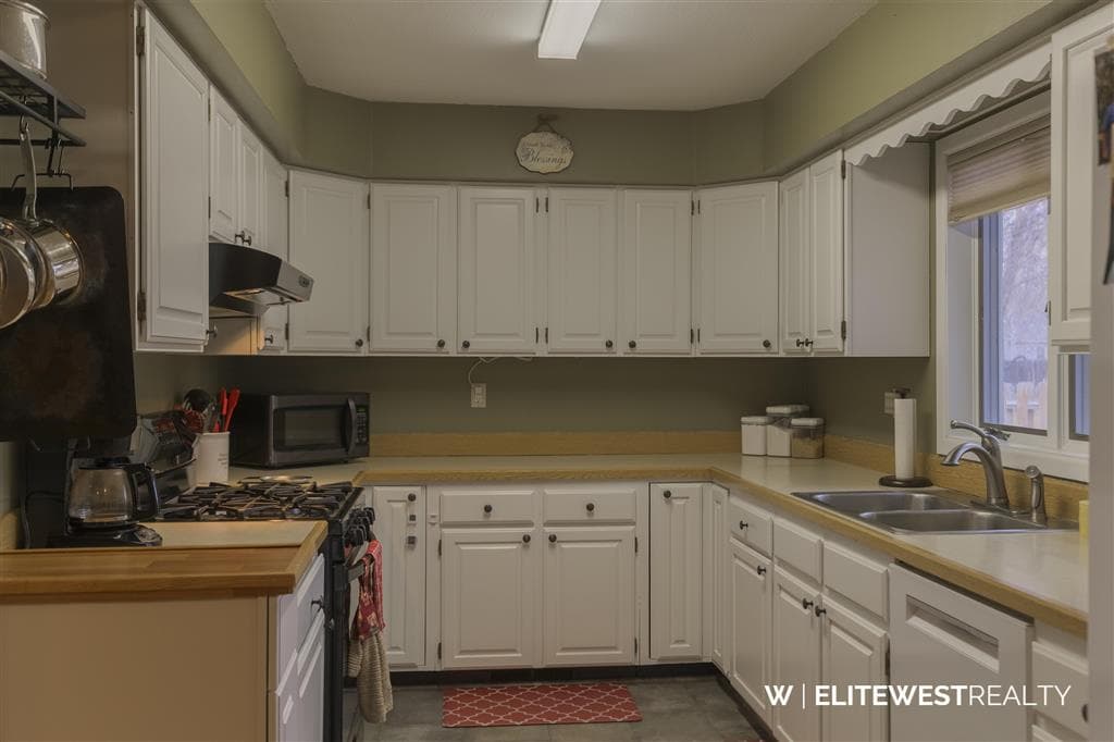 1210 N Gilbert St — photo 10 of 56