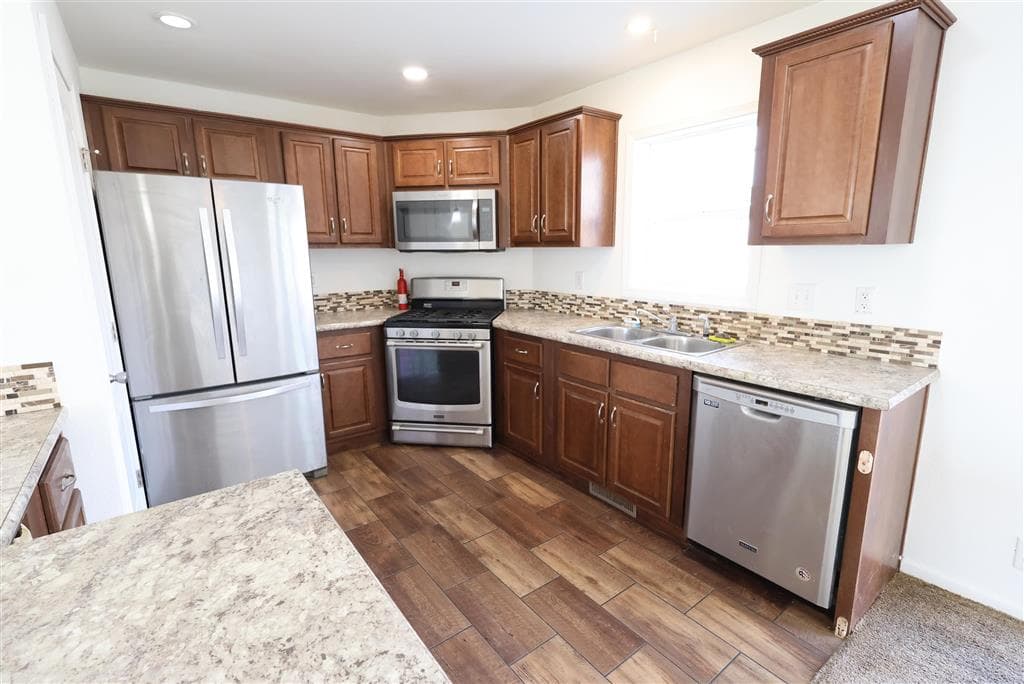 105 W 2nd St N — photo 12 of 41