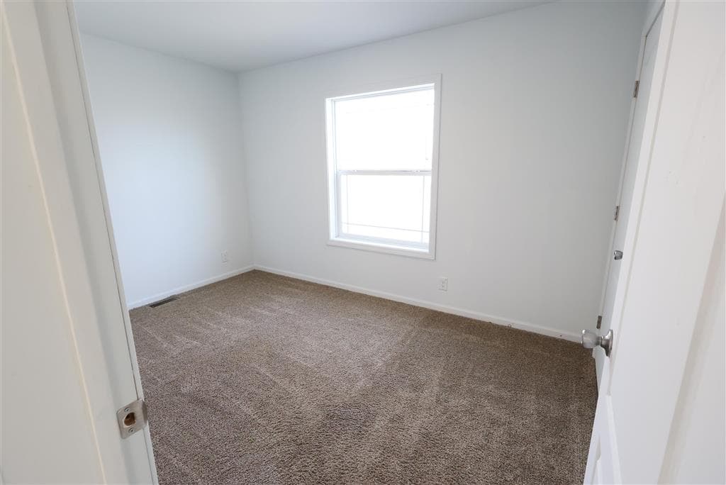 105 W 2nd St N — photo 18 of 41