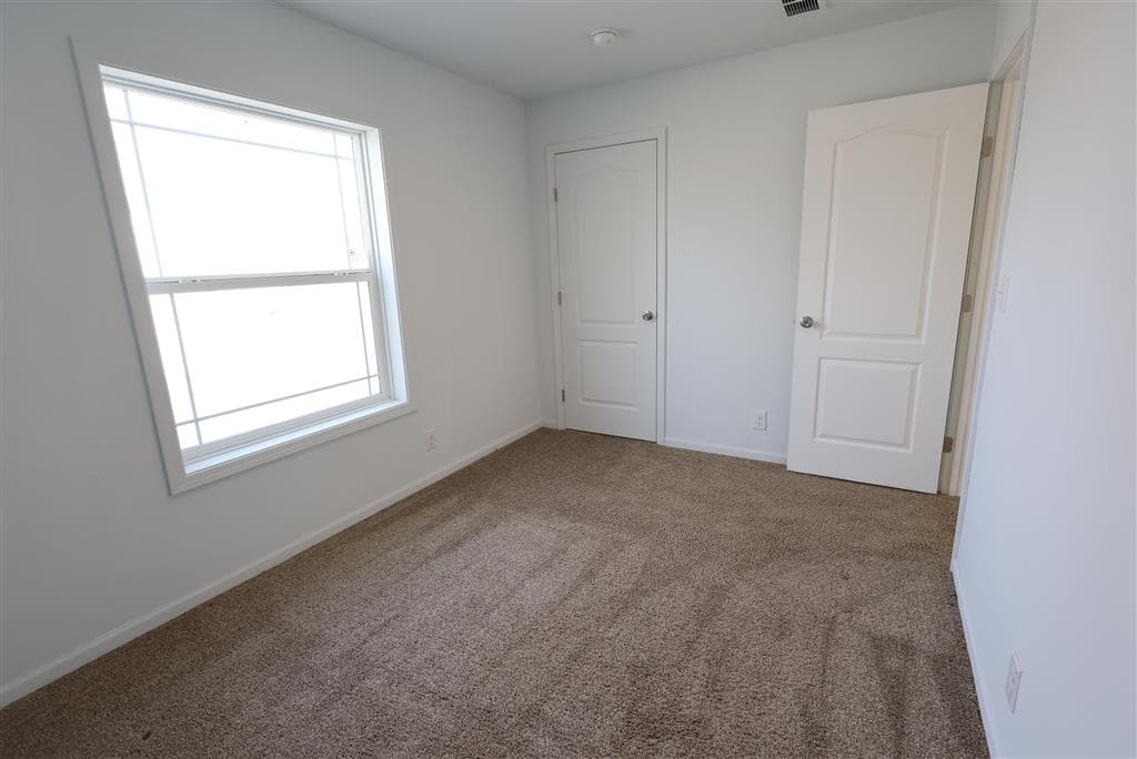 105 W 2nd St N — photo 19 of 41