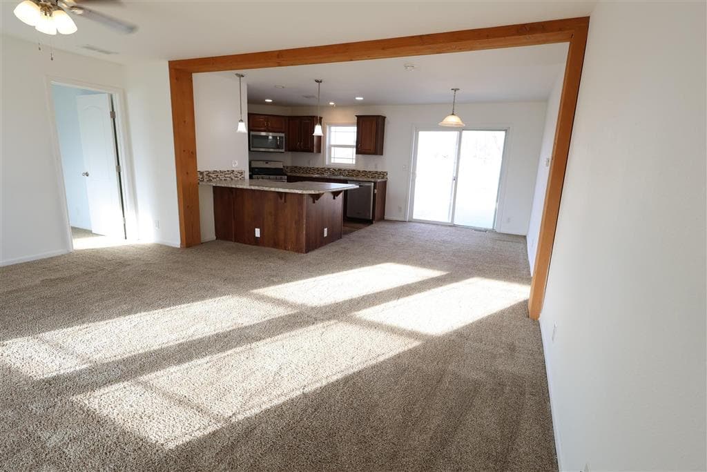 105 W 2nd St N — photo 6 of 41