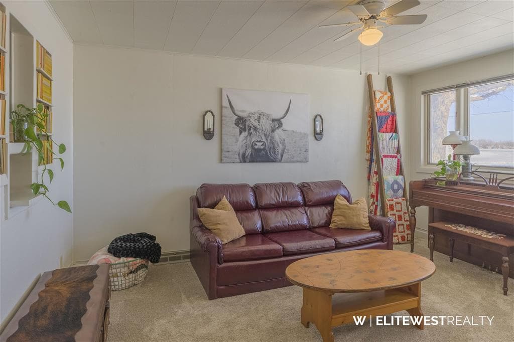 1120 Road 9 — photo 4 of 91