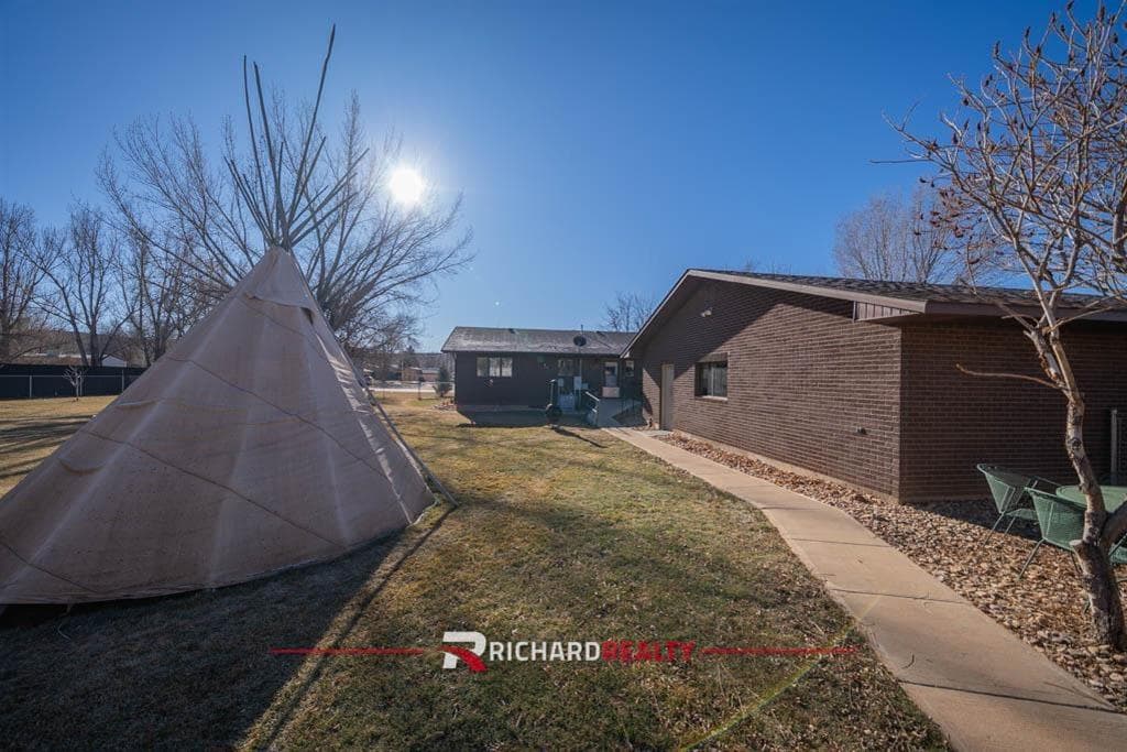 401 3rd St — photo 32 of 43