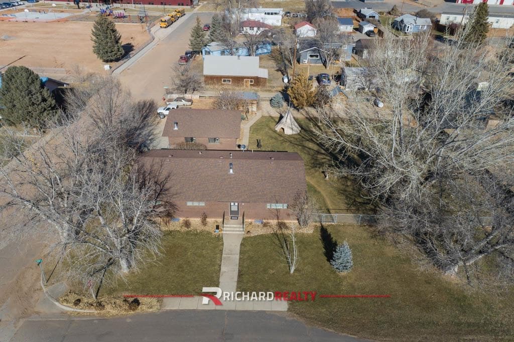 401 3rd St — photo 41 of 43