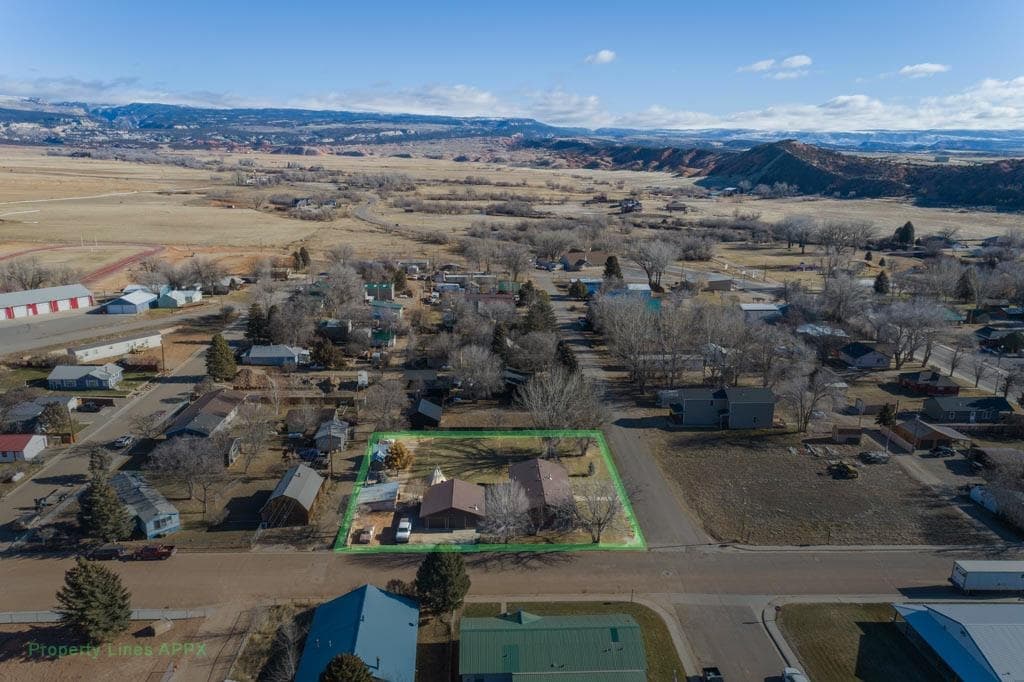 401 3rd St — photo 43 of 43