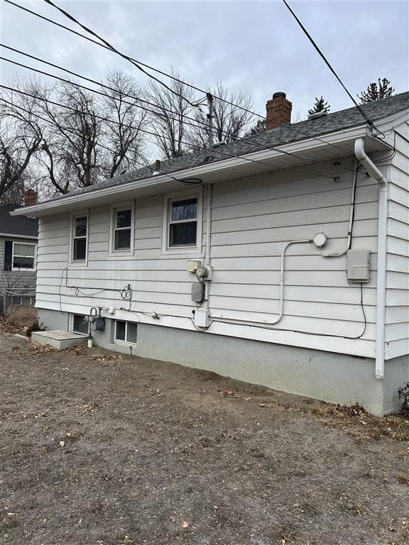 546 Avenue C — photo 2 of 19