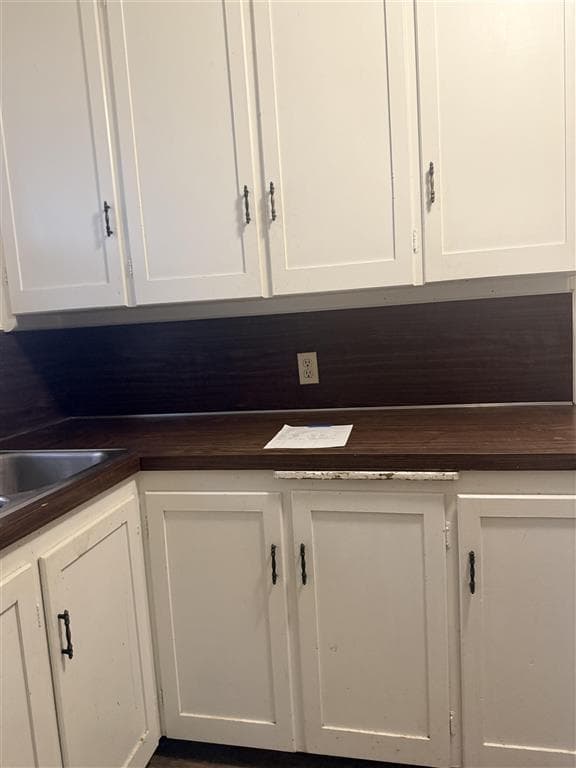 546 Avenue C — photo 17 of 19