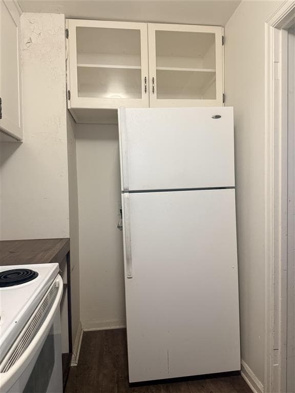 546 Avenue C — photo 8 of 19