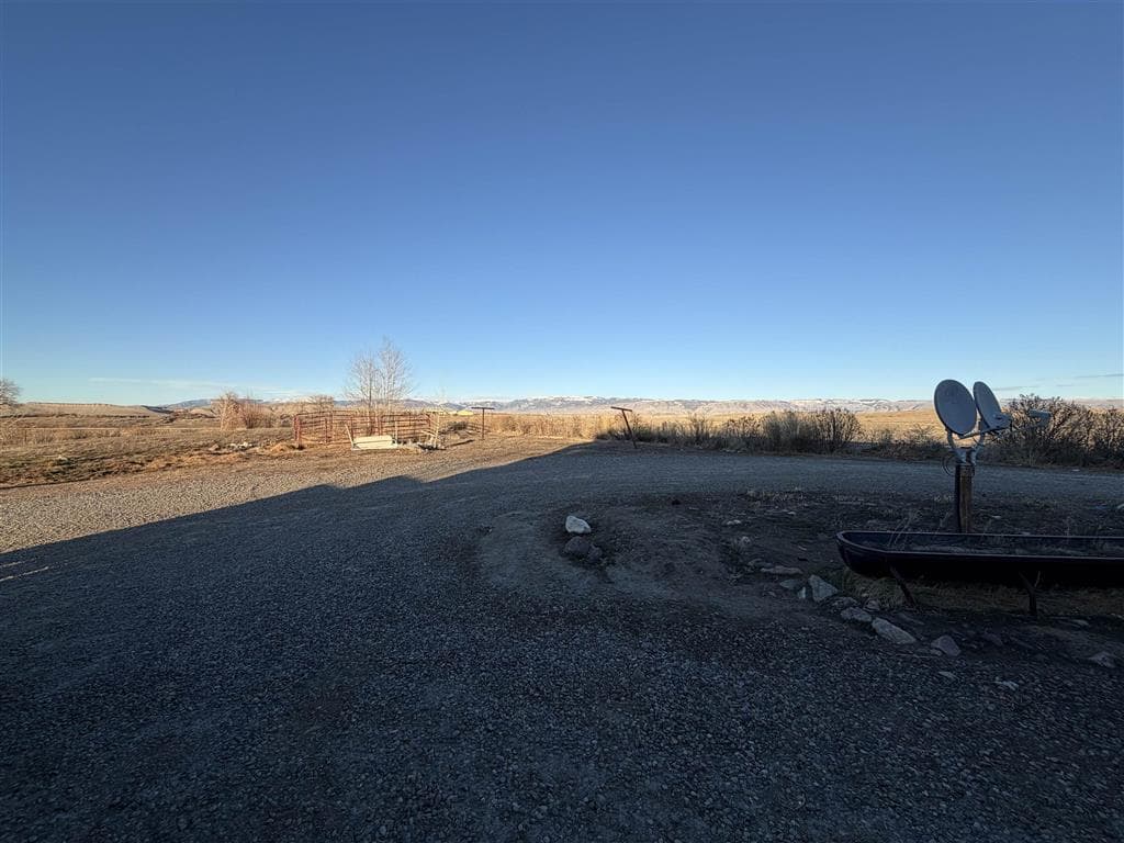 3392 Faye St — photo 6 of 56