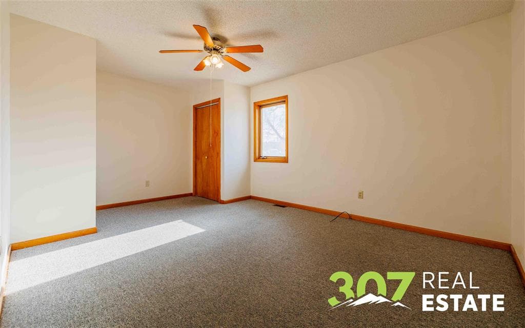 2713 Cougar Ave — photo 12 of 25