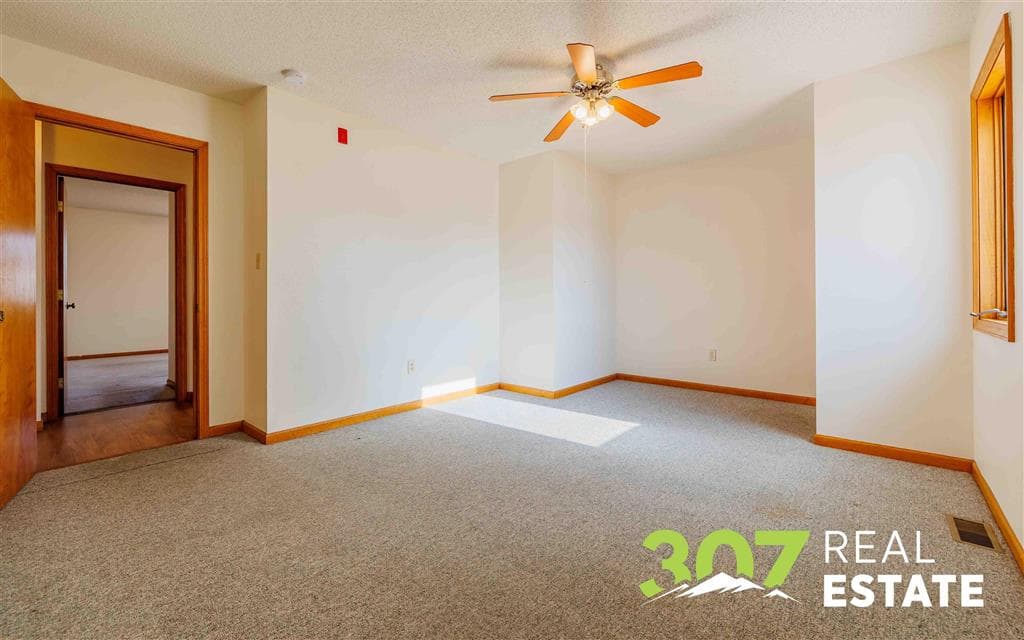 2713 Cougar Ave — photo 13 of 25