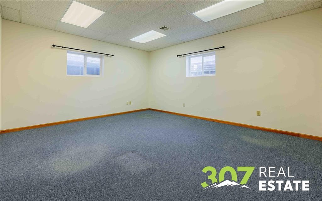 2713 Cougar Ave — photo 21 of 25