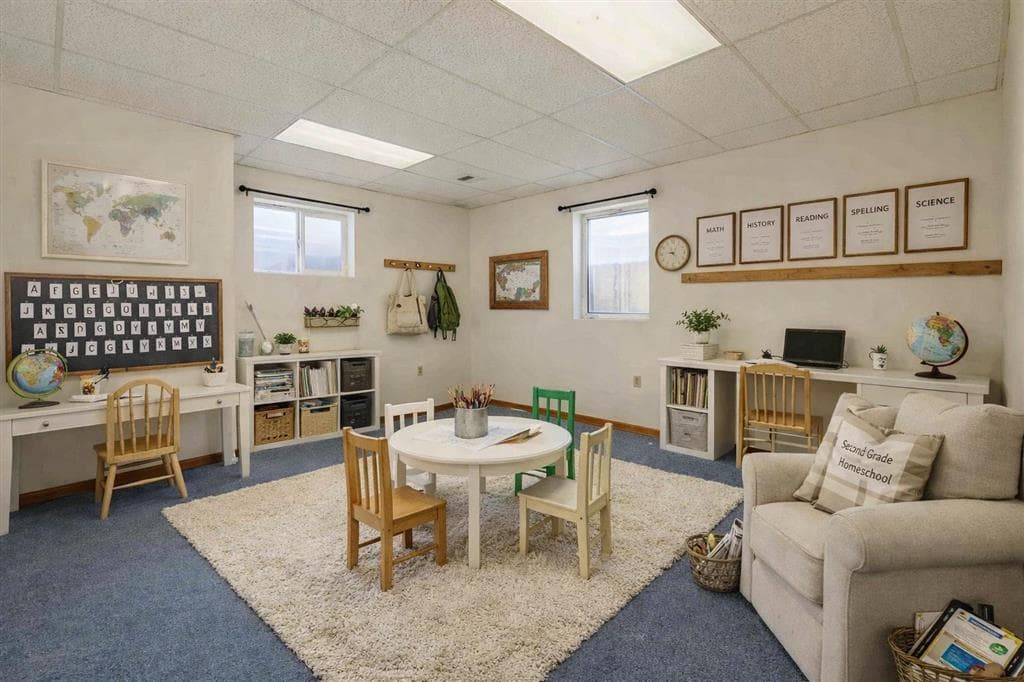 2713 Cougar Ave — photo 22 of 25