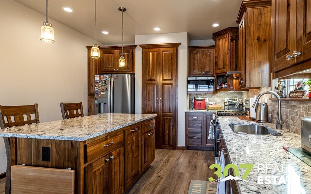 707 Go Around Loop — photo 13 of 45