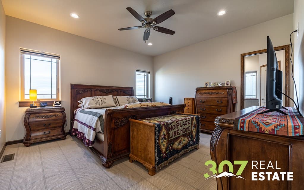 707 Go Around Loop — photo 17 of 45