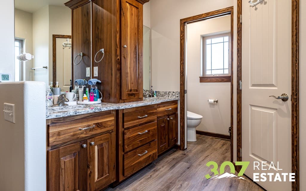 707 Go Around Loop — photo 18 of 45