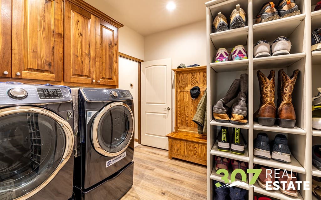 707 Go Around Loop — photo 30 of 45