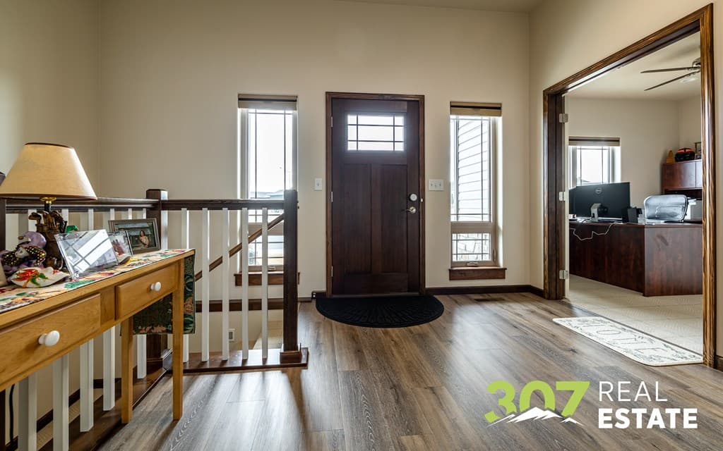 707 Go Around Loop — photo 4 of 45