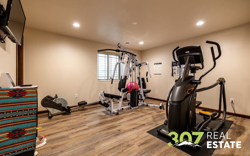 707 Go Around Loop — photo 36 of 45