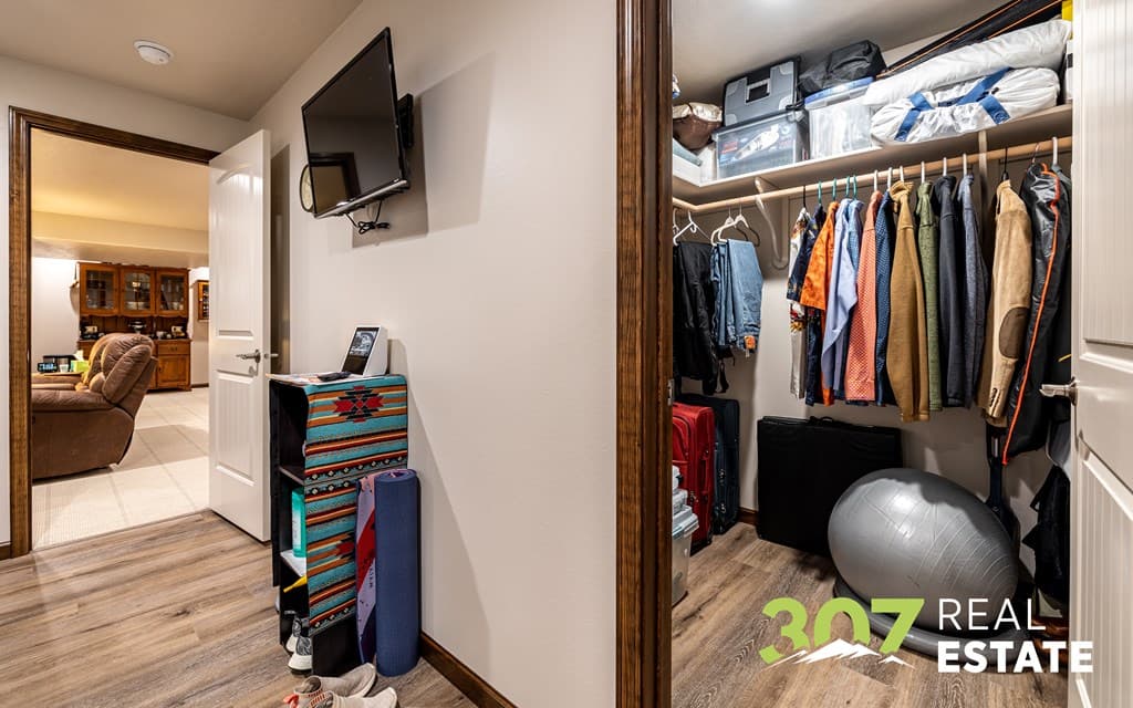 707 Go Around Loop — photo 37 of 45