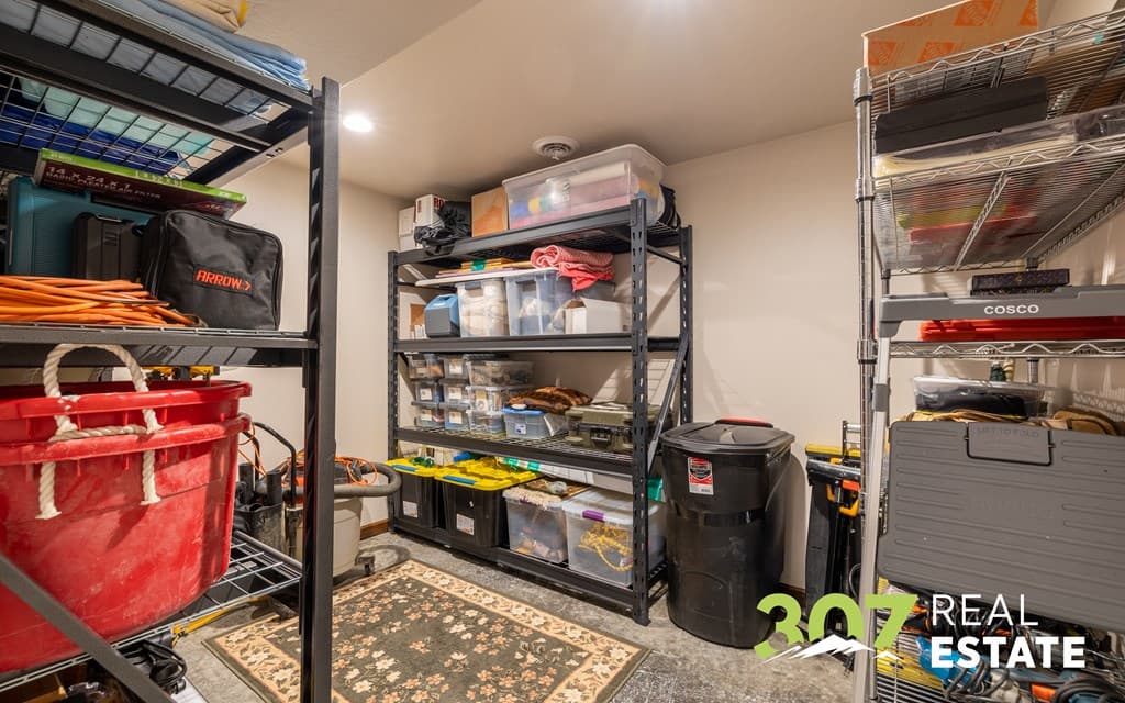 707 Go Around Loop — photo 39 of 45