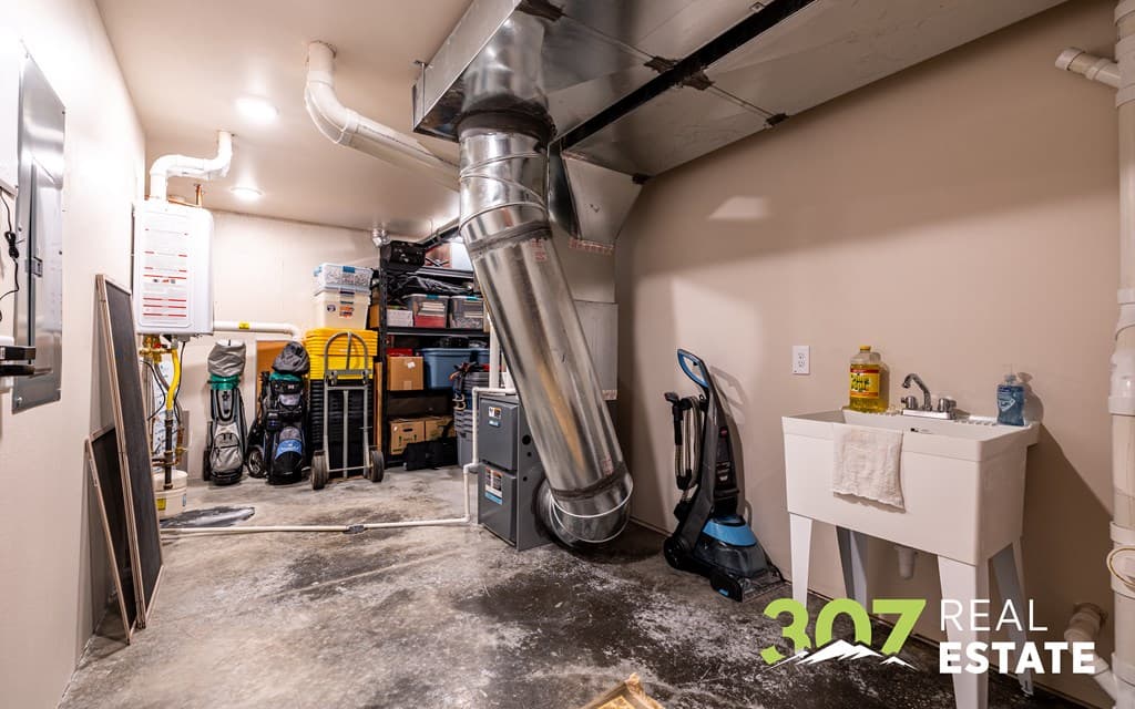 707 Go Around Loop — photo 40 of 45