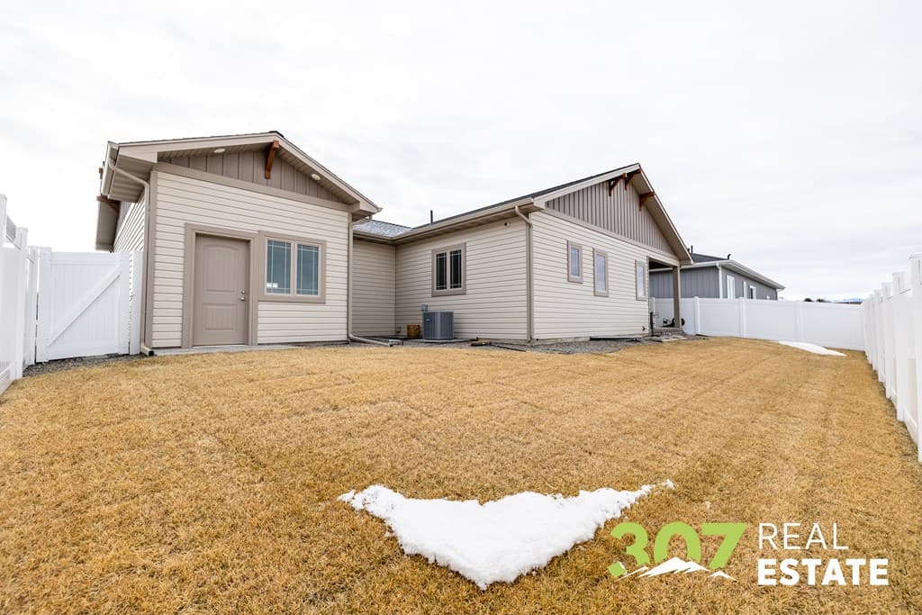 707 Go Around Loop — photo 45 of 45