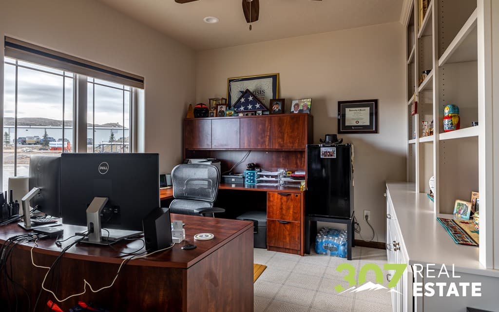 707 Go Around Loop — photo 6 of 45