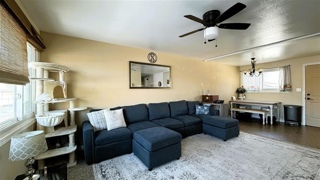 708 S 4th St — photo 14 of 20