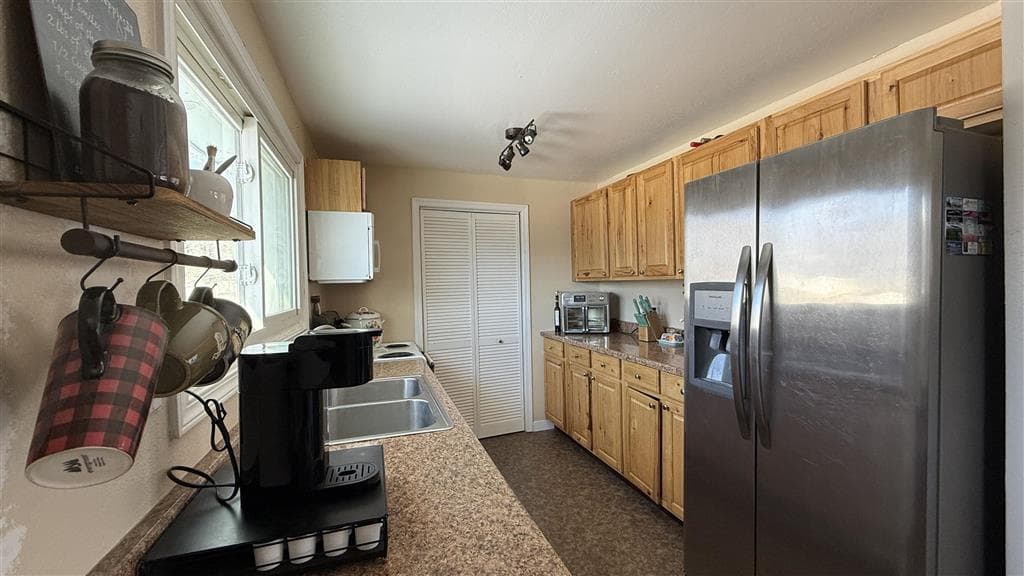 708 S 4th St — photo 17 of 20