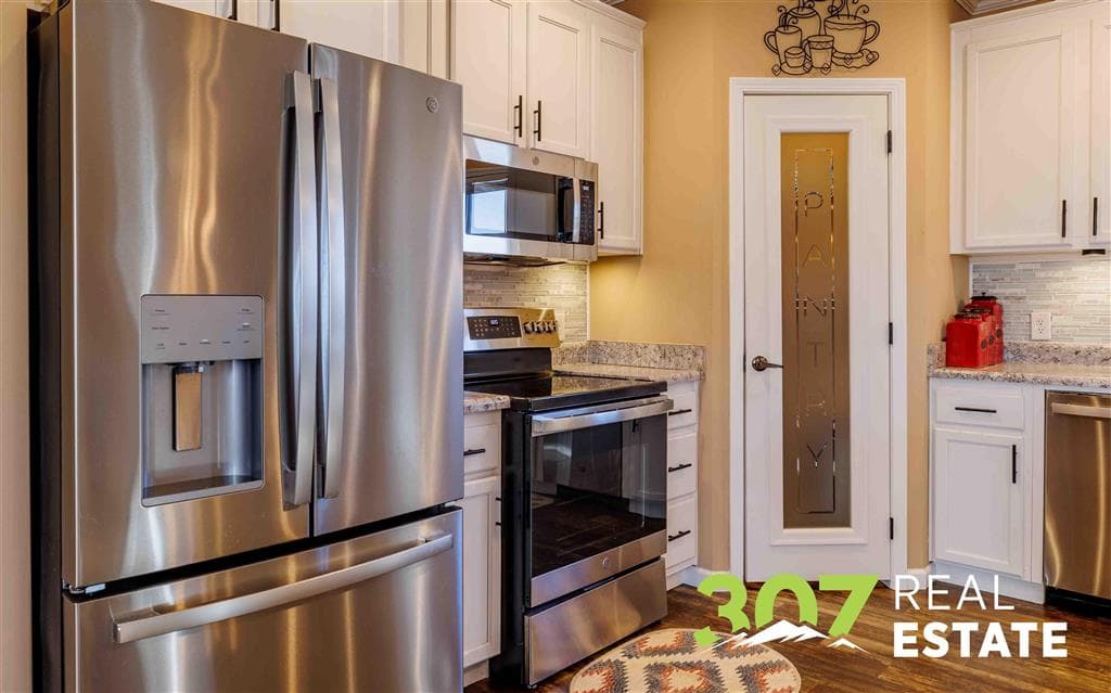 170 C St — photo 8 of 40