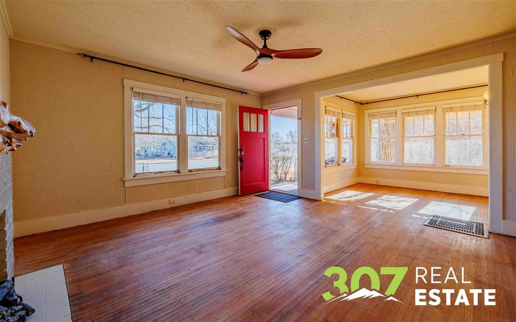 837 12th St — photo 6 of 31