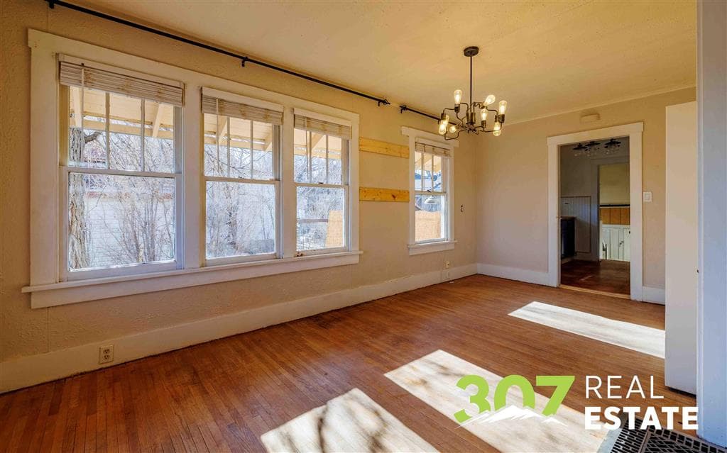 837 12th St — photo 8 of 31