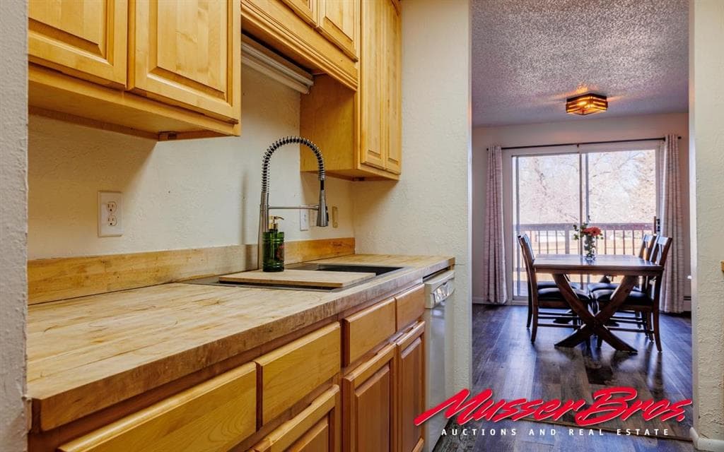 1237 Birch — photo 24 of 45