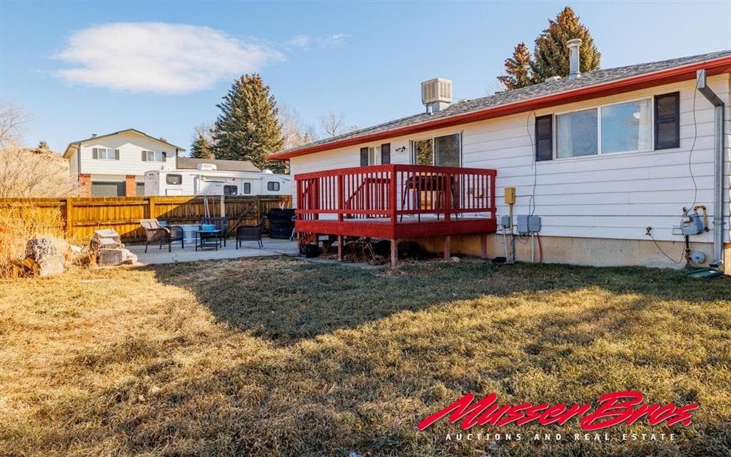 1237 Birch — photo 5 of 45