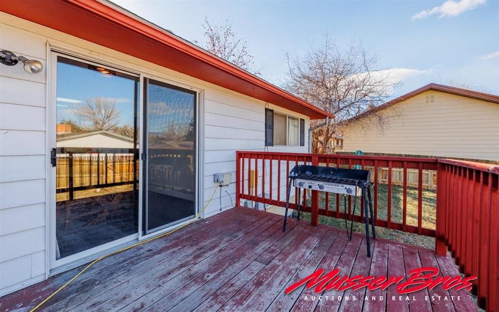 1237 Birch — photo 8 of 45