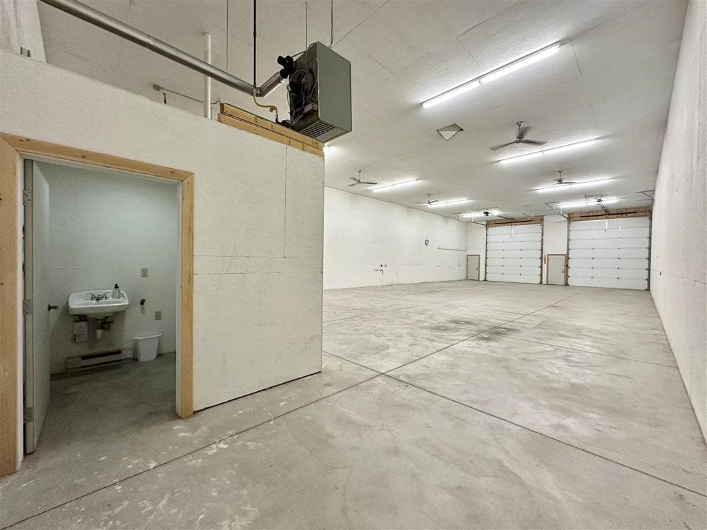 324 Blackburn St — photo 5 of 14