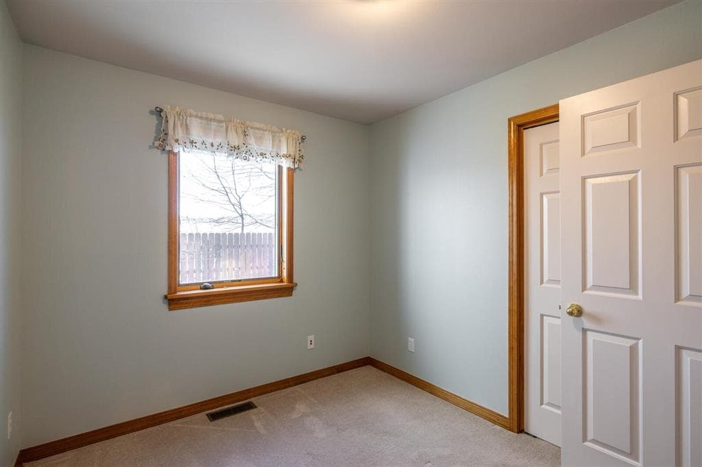 1237 Sage Brush St — photo 12 of 38