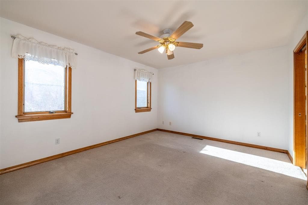 1237 Sage Brush St — photo 15 of 38