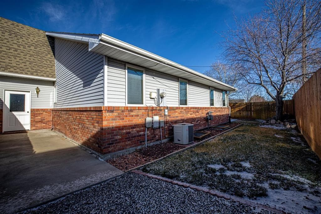 1237 Sage Brush St — photo 32 of 38