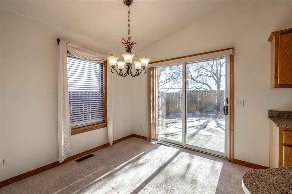 1237 Sage Brush St — photo 7 of 38